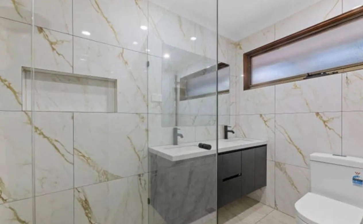 Bathroom at the Hindmarsh Court SIL home.